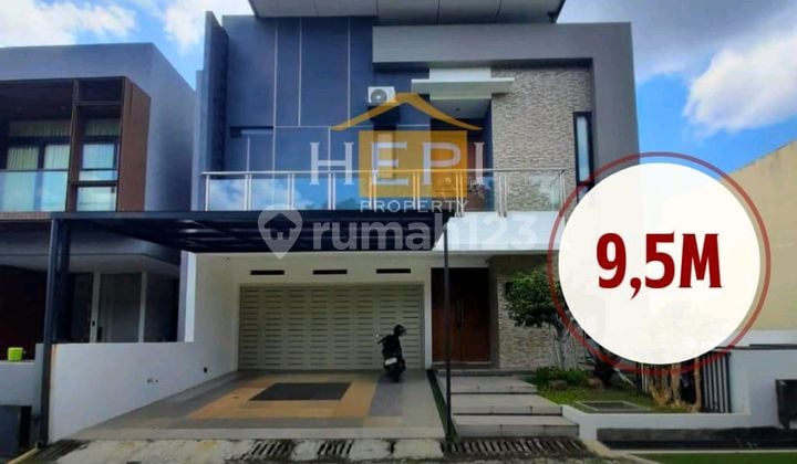 Rumah Mewah di Candigolf Semarang Ada View dan Kolam Renang