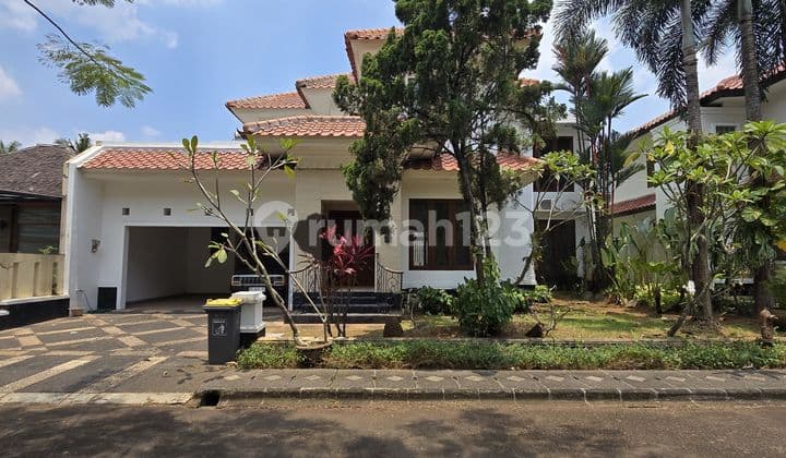 Rumah Posisi Depan Taman di Cluster Premium Bintaro Jaya Sektor 9