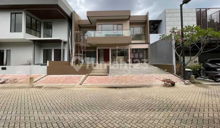 Rumah Baru Lingkungan Bersih Dalam Cluster di Bintaro Sektor 7