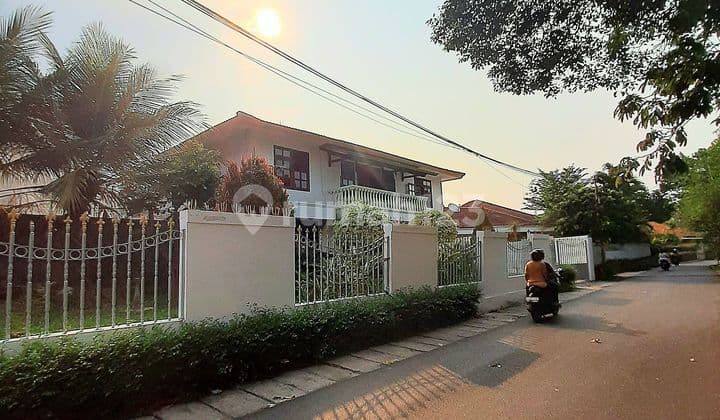 Rumah Mewah Tempo Dulu Penawaran Menarik Lokasi Strategis Jaksel