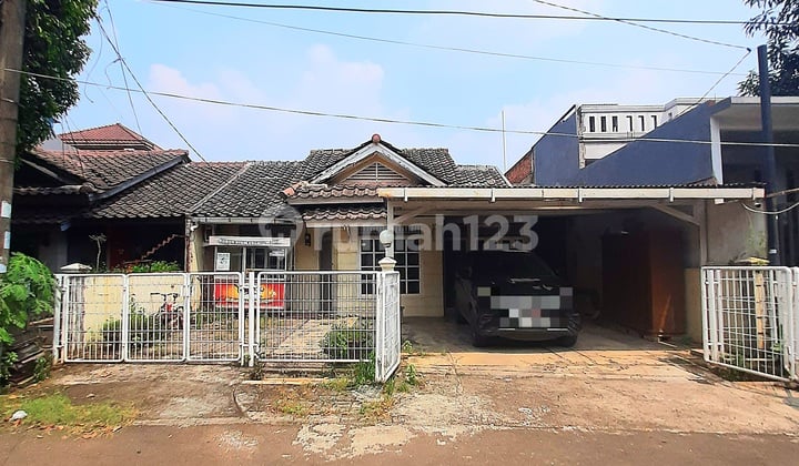 Rumah 1 Lantai Bangunan Lama Lokasi Dekat Bintaro Sektor 9