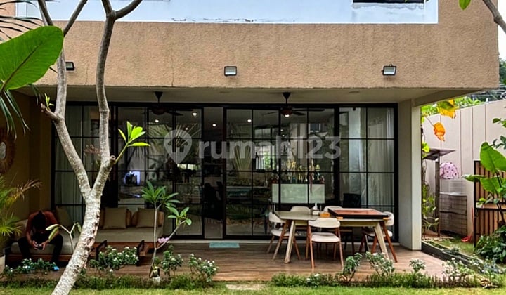Bisa KPR, Rumah, 2 Lantai, SHM, Desain Modern