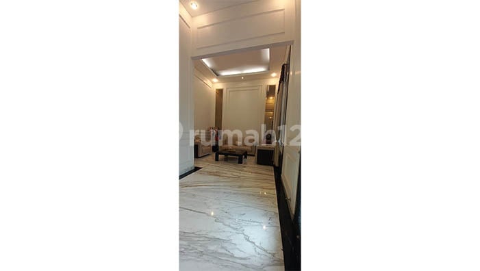 Rumah Artha Gading Villa, Kelapa Gading