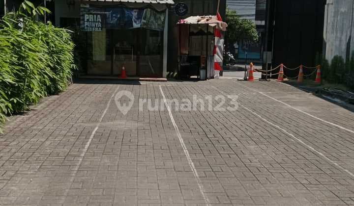 Di Jual Tanah dan Bangunan ( 4 lapangan Futsal) di berlokasi di jalan Jatibarang Raya & Jln KS Tubun Kecamatan Palmerah Jakarta Barat