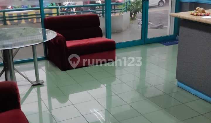Disewakan Ruko 5Lantai Siap Pakai di Pinggir Jalan Raya Buncit Jakarta Selatan, Dekat Pejaten Village, Bebas Banjir