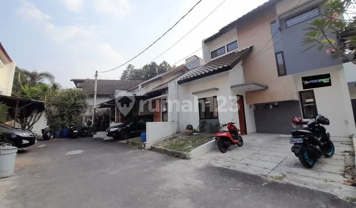 Rumah Bagus Siap Huni Dekat Tol Andara, Pangkalan Jati, Depok Posisi Hoek