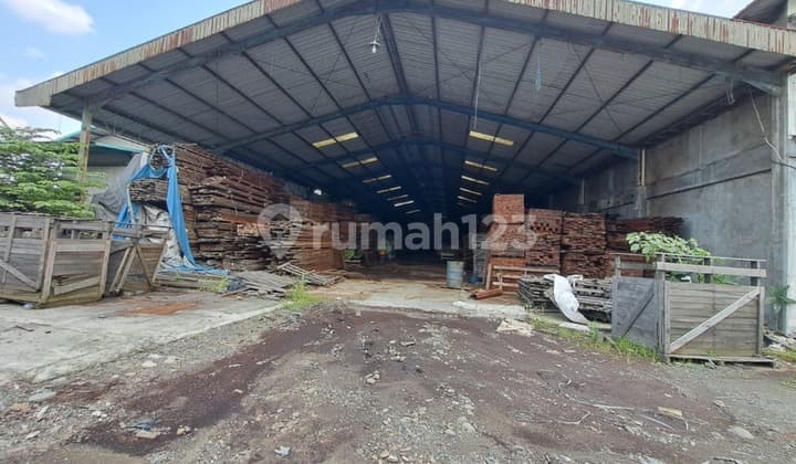 Jual Cepat Tanah Luas Strategis di Pinggir Jalan Raya Depok