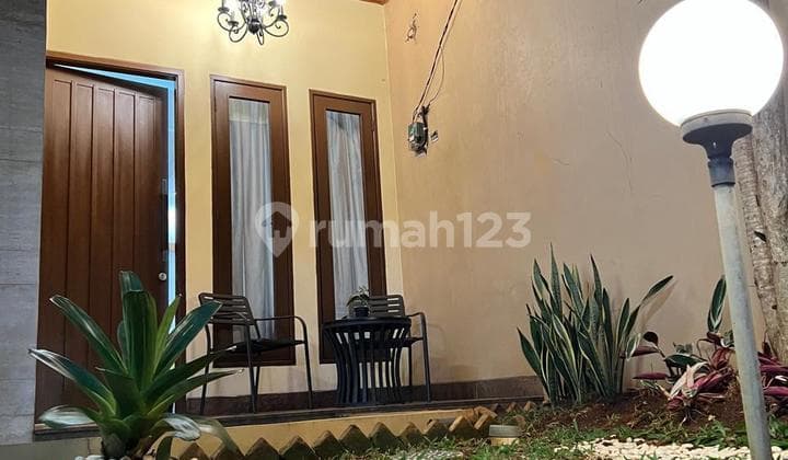 Rumah Di Duren Tiga Jakarta Selatan.disewkan Furnished