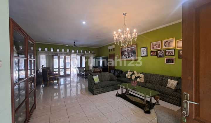For Sale 300 sqm House in Duren Tiga Complex, South Jakarta