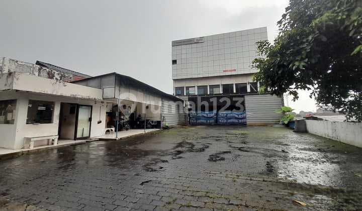 Gedung Ruko di Pasar Minggu Ada Lift Barang Lokasi Strategis Cocok untuk Kantor