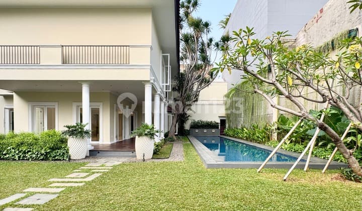 Fast Sale House in Senopati, Jakarta Selatan