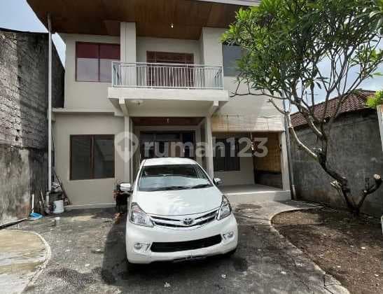 Rumah Moderen Minimalis Dijual Kerobokan