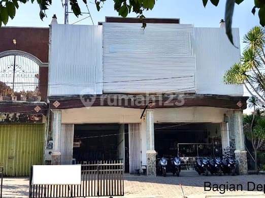 Attached Shophouse For Sale Below Market Price Buleleng