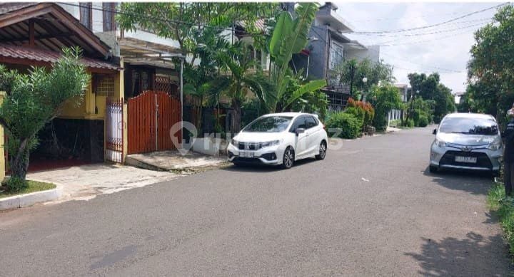Rumah Cipinang Akses 3 Mobil,Lingkungan Tenang, Aman dan Nyaman, Siap Bangun Rumah Mewah