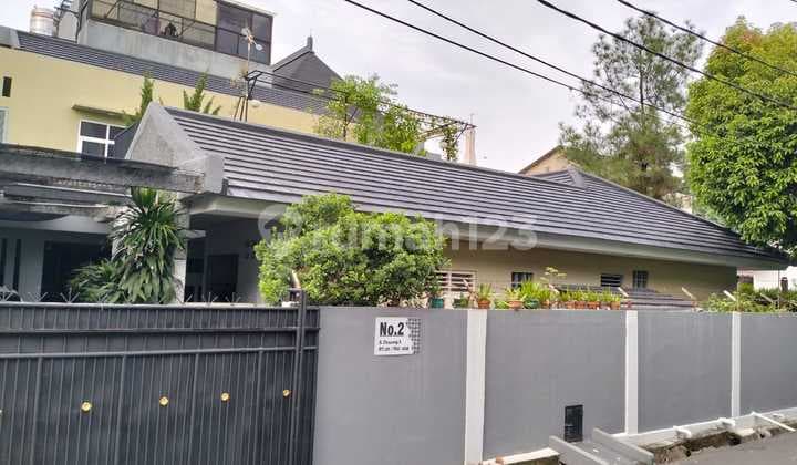 Rumah Cantik Rawamangun di Jalan Duyung Raya + Rooftop Siap Huni
