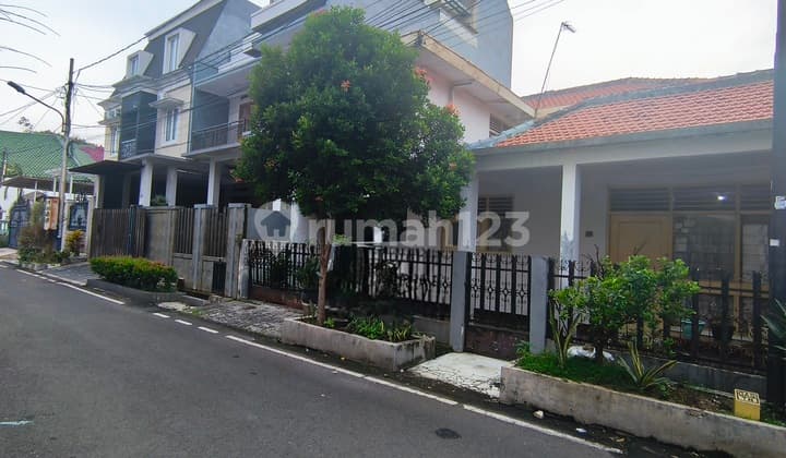 Rumah Rawamangun Dalam Komplek,Jalan 2 Mobil,Akses One Gate, Lokasi Strategis.