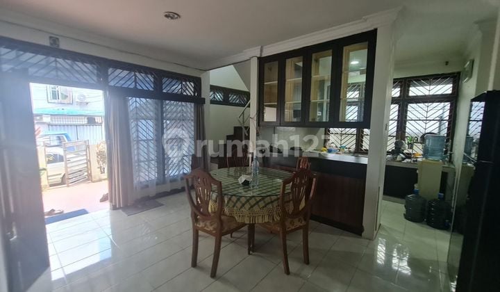 For Rent: House in Front of BCS Mall, 4 Bedrooms 4 Bathrooms 55 Million/Year Fully Furnished