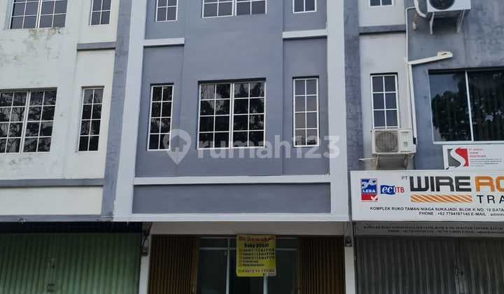 Di Sewakan Ruko 3 Lantai Taman Niaga Sukajadi