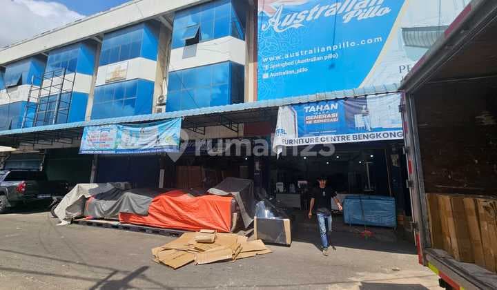 Di Jual 1 Unit Ruko 3 Lantai Bengkong City 255M2