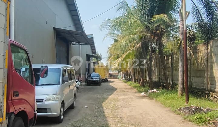 Gudang Di Jalan Diklat Pemda Siap Huni