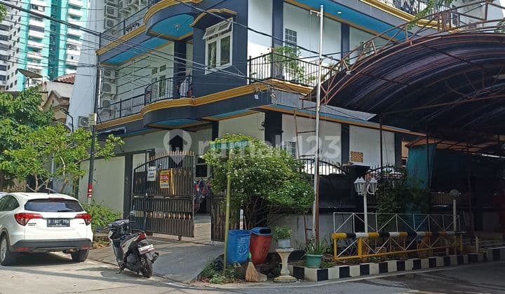 Rajawali Sel Boarding House