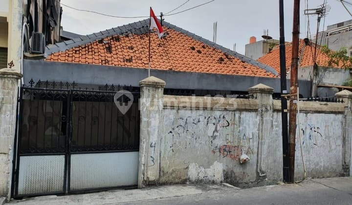 Rumah Tua di Pademangan Jakarta Utara Dijual Cepat