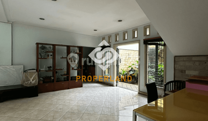 Senopati Area House Very Close to SCBD & Widya Chandra