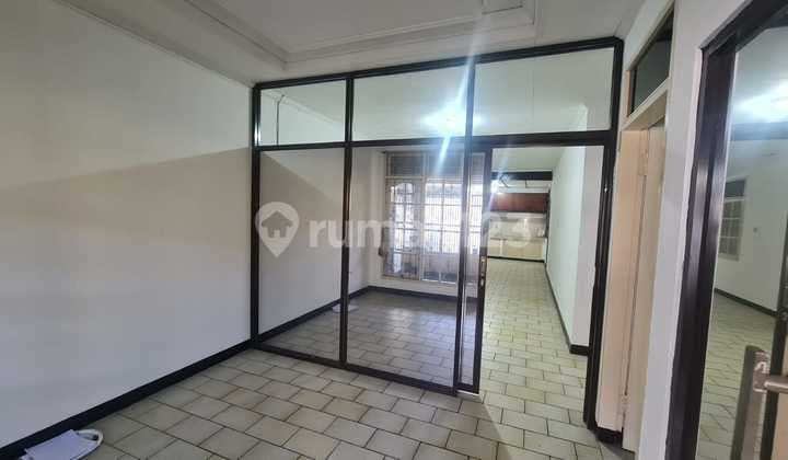 Rumah Untuk Kantor Siap Pakai di Kopo Permai Bandung