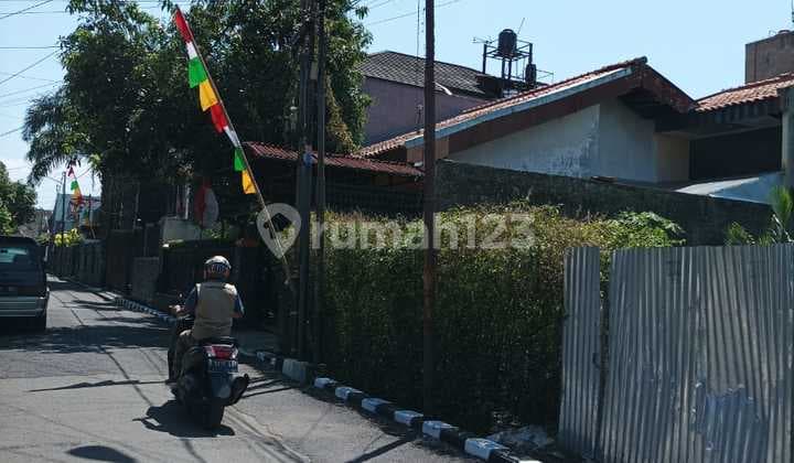 Square Land in Pasirluyu Regol Complex, Bandung