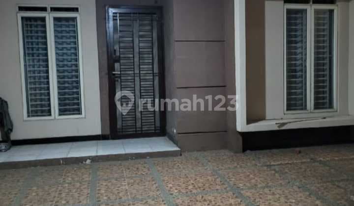 Rumah Siap Huni Blok Favorite di Taman Kopo Indah 3