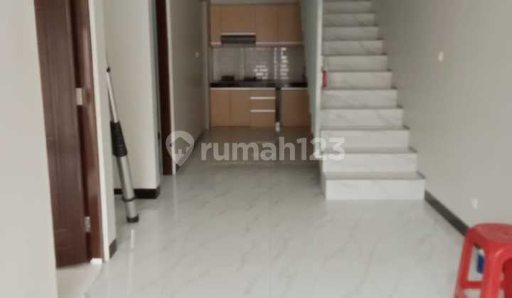 Rumah Baru Minimalis 2 Lt Siap Huni di Taman Kopo Indah TKI 1