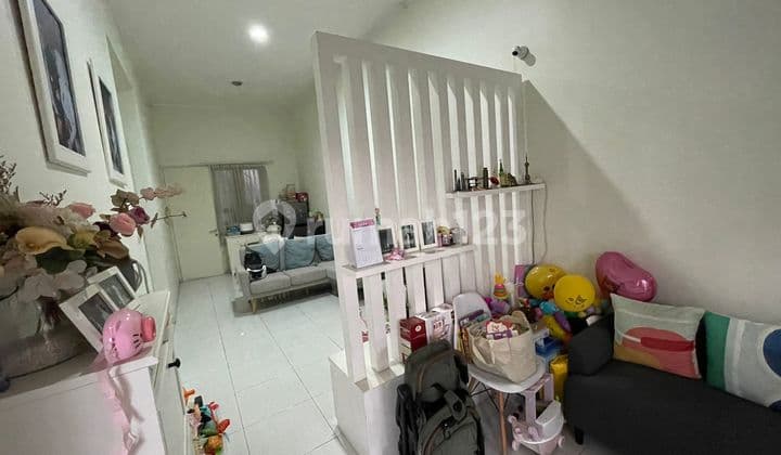 Nice Ready-to-Use House in Cherry Field Bandung