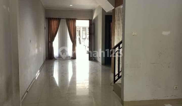 Rumah 2 Lantai Siap Huni di Cherry Field