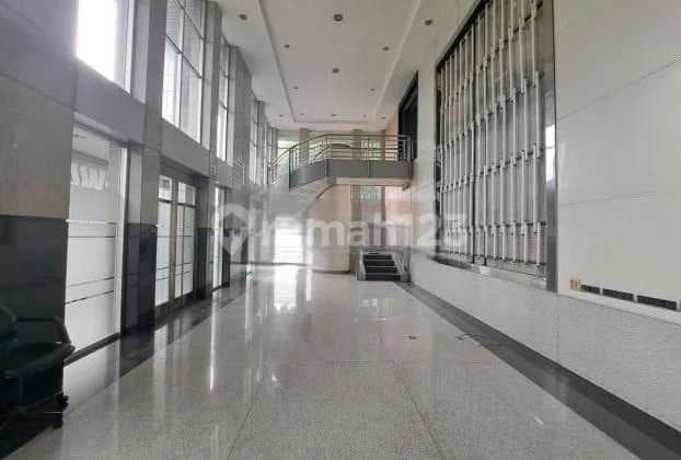 Gedung Komersil Furnish Kantor di Batununggal Bandung
