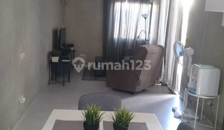 Disewakan Rumah Bagus, Furnish dan Siap Huni di Mekar Wangi di Komp Mekar Wangi