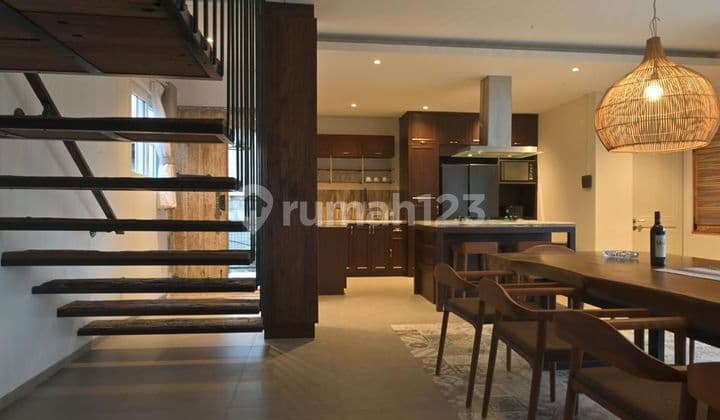 Rumah Bagus di Kawasan Dago, Kota Bandung