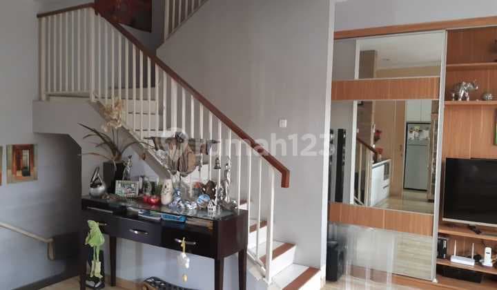 jual rumah bagus modern halaman belakang luas discovery residance, bintaro jaya