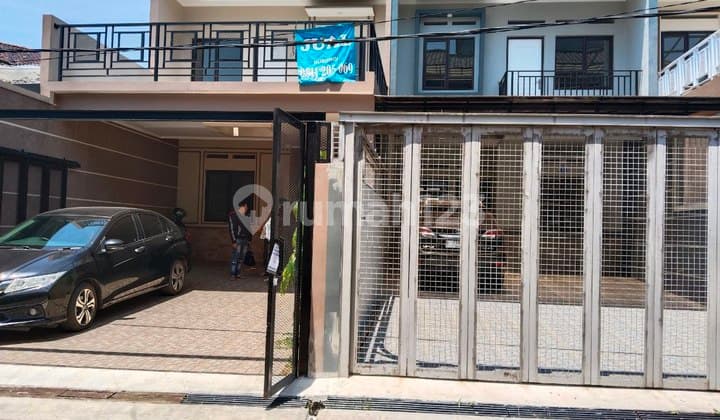 Rumah Baru Sisa 2 Unit di Lokasi Bagus Turangga