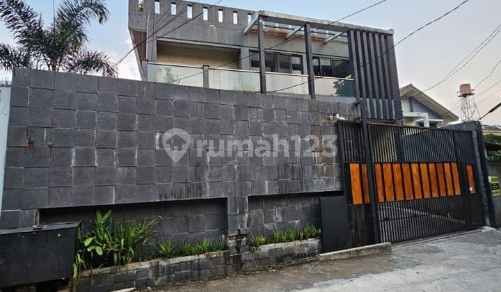 Rumah Minimalis Furnish Siap Huni Geger Kalong Bandung