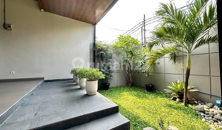 Rare Unit in Kebayoran Baru (Near Blok M)