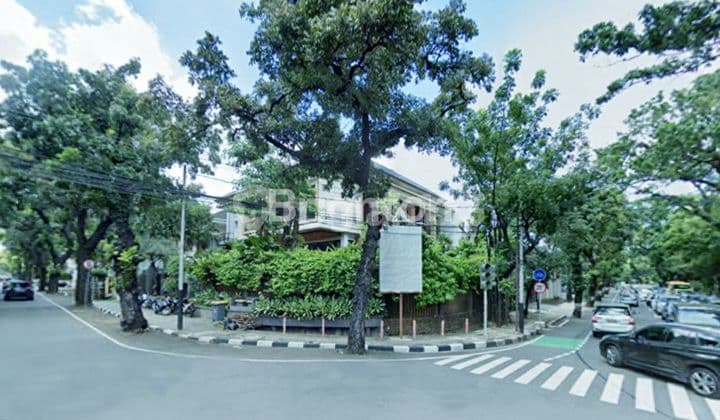 RUMAH PAKUBUWONO JAKARTA SELATAN MEWAH MODERN