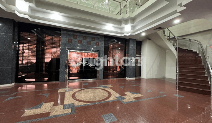 GEDUNG EX BANK PANGLIMA POLIM JAKARTA SELATAN