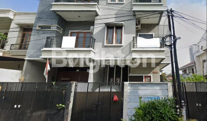 RUMAH SIAP HUNI 3,5 LANTAI TANJUNG DUREN