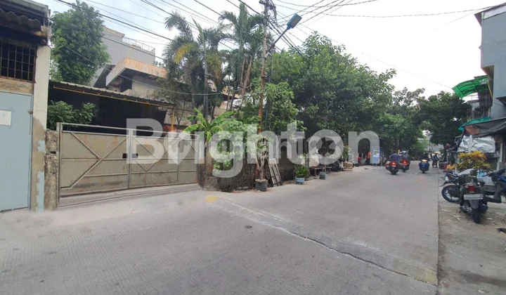 RUMAH TUA JELAMBAR HITUNG TANAH RUMAH TUA JELAMBAR HITUNG TANAH