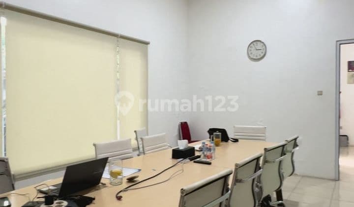 Rumah Multifungsi di area Kemang Dalam