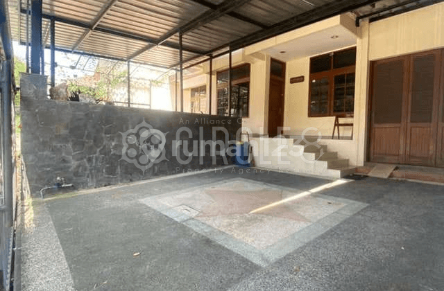 For Sale Cool House in Babakan Jeruk Pasteur Bandung