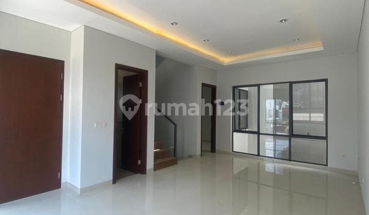 Jual Rumah Baru di Setra Duta Bandung