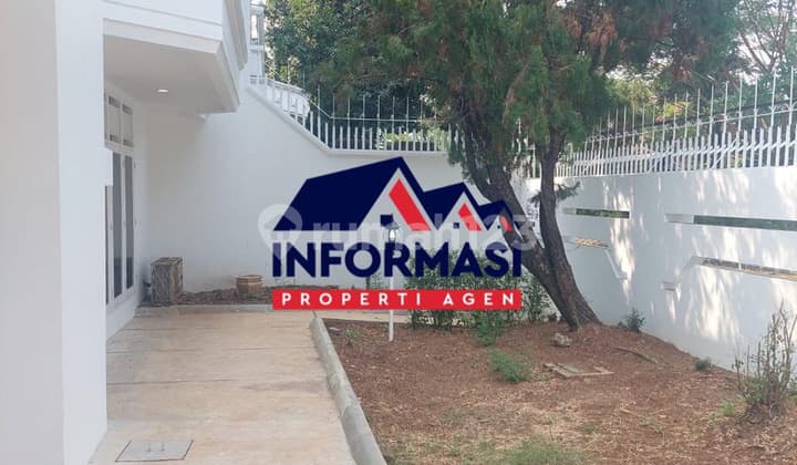 Rumah Hoek 2 Lantai Puri Indah Siap Huni