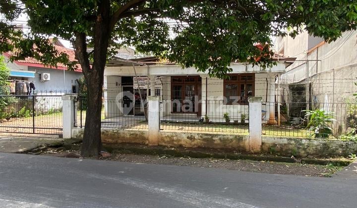 Rumah Murah di Cipayung Lahan Luas Cocok untuk untuk Rumah Tinggal, Ruang Usaha, Kos Lokasi Strategis