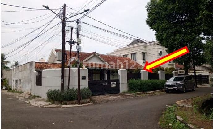 Rumah Hook Tanah Luas di Pondok Labu Lingkungan Nyaman & Asri Harga Menarik